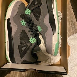 Jordan green glow 4’s